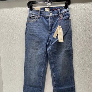 Alice + Olivia “Fierce” Raw Hem Slim Straight Jeans – Brooklyn Blue